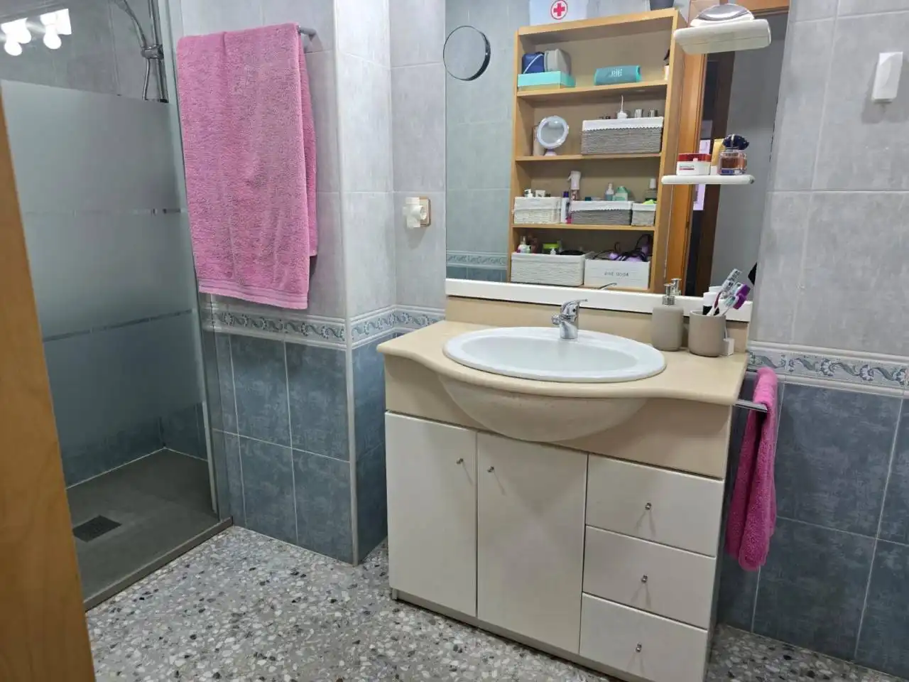 Bathroom of Flat for sale in Sabadell  with Heating, Terrace and Storage room