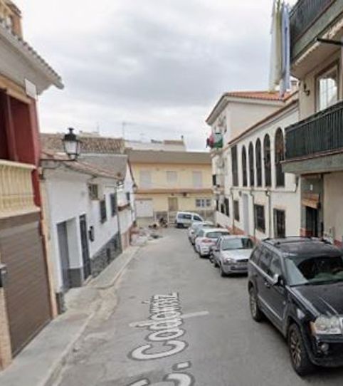 Foto 2 de Piso en venta en La Zubia Ciudad, La Zubia