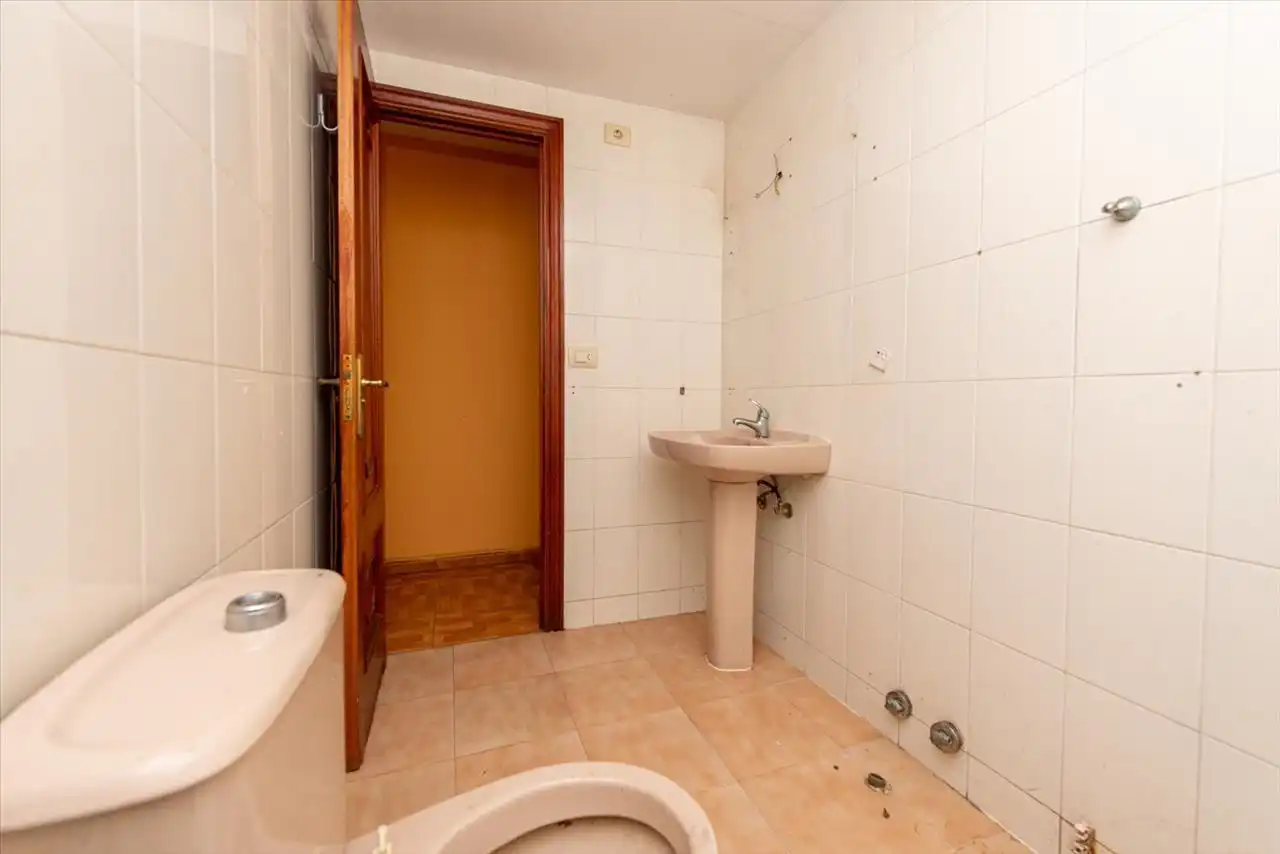 Flat for sale in Calle VICENTE ALEIXANDRE, 10, Los Castros - Castrillón