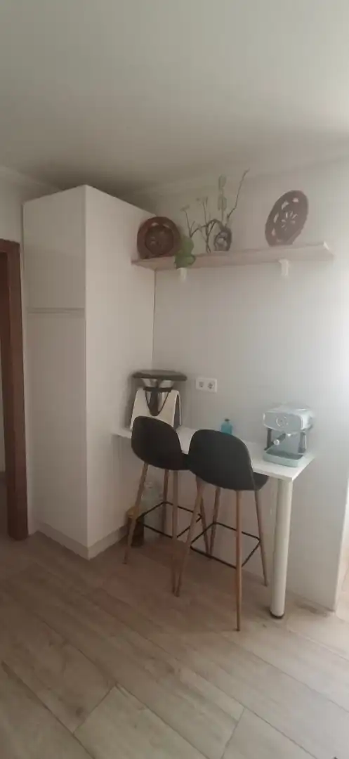 Dormitori de Pis en venda en Dos Hermanas amb Aire condicionat i Terrassa