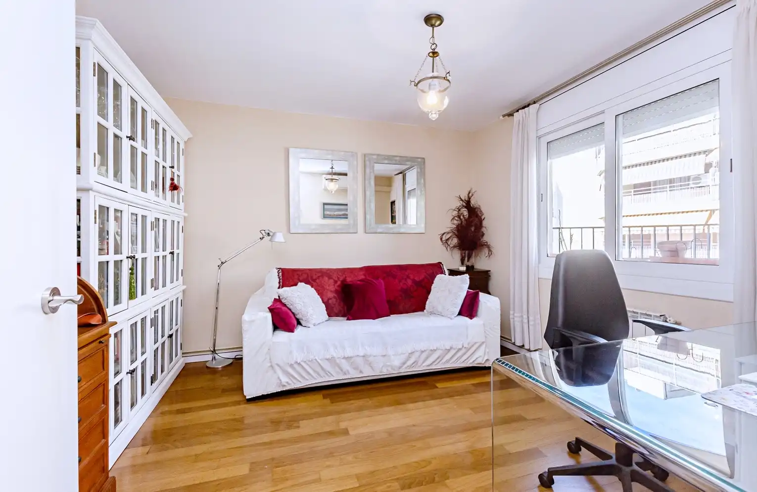 Wohnzimmer von Wohnung zum Verkauf in Barcelona mit Klimaanlage, Heizung und Parkett
