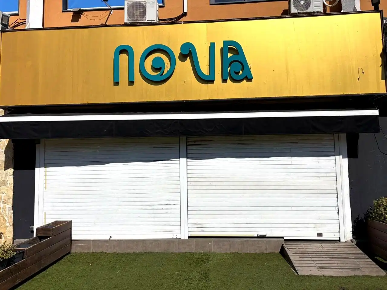Geschaftsraum zur Miete in Condequinto
