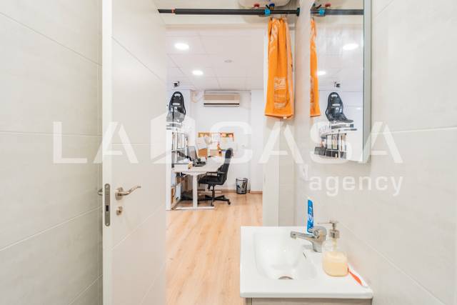 Local comercial en Venta en Calle INGENIERO RAFAEL JANINI en L'Illa Perduda