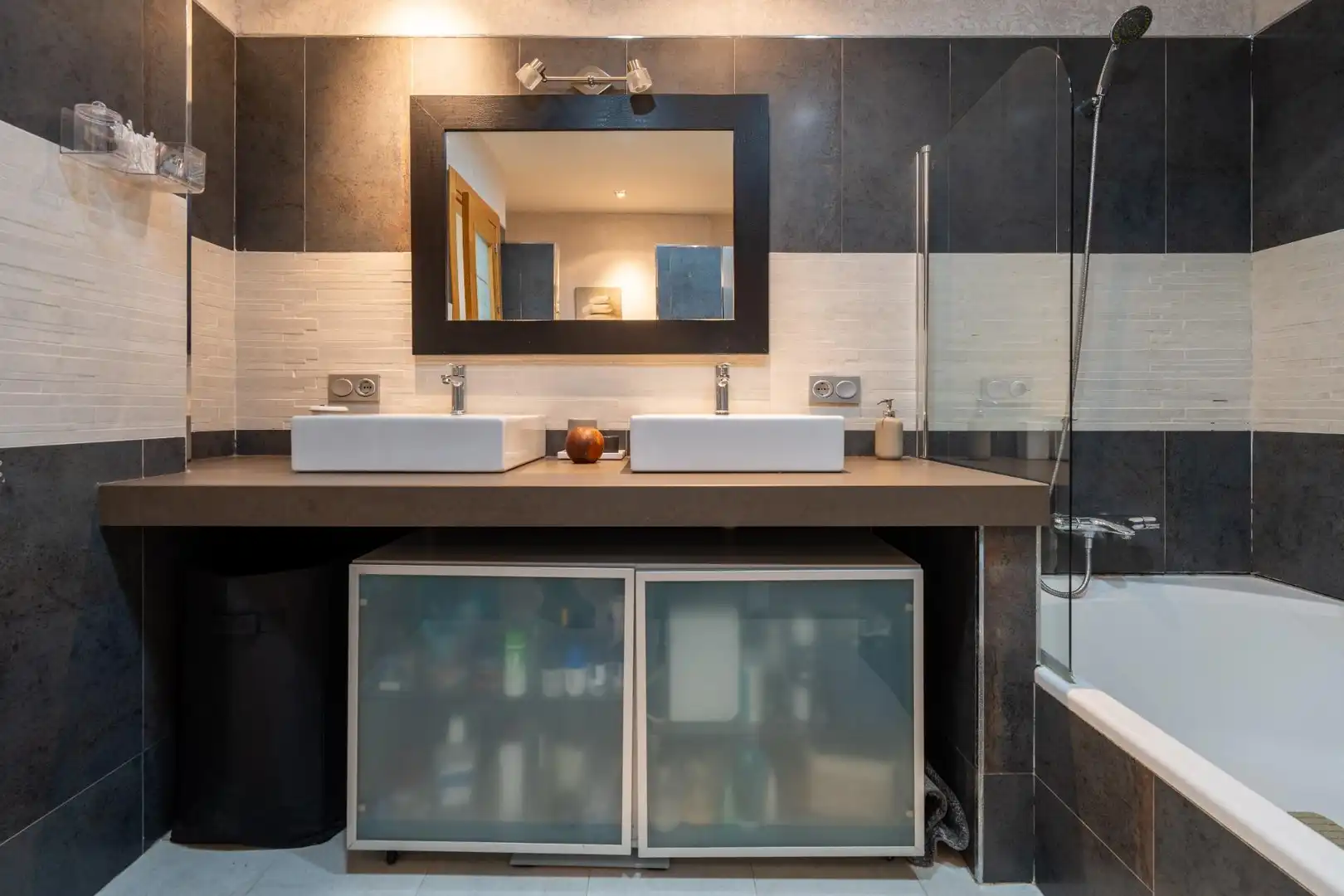 Baño de Casa o chalet en venta en Roquetas de Mar con Aire acondicionado, Calefacción y Jardín privado