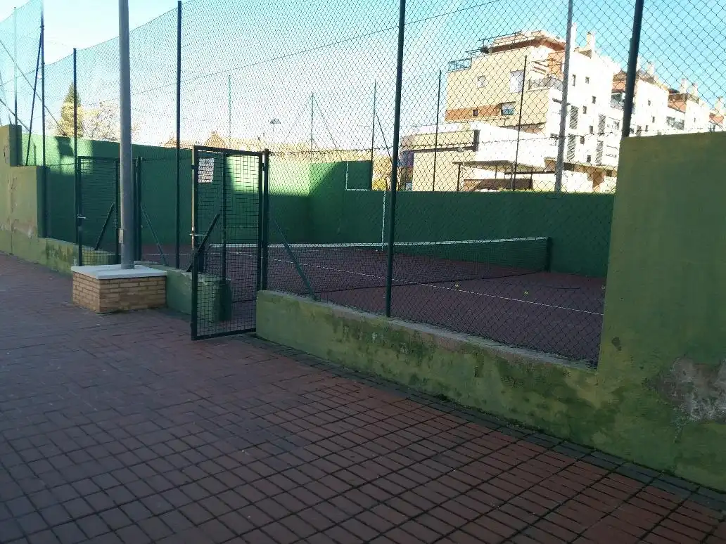 Flat for rent in Calle Fausto Elhuyar, La Garena