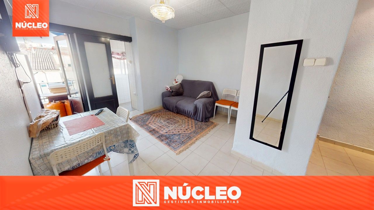 Habitación de Piso en venta en Alcoy / Alcoi con Trastero, Amueblado y Balcón