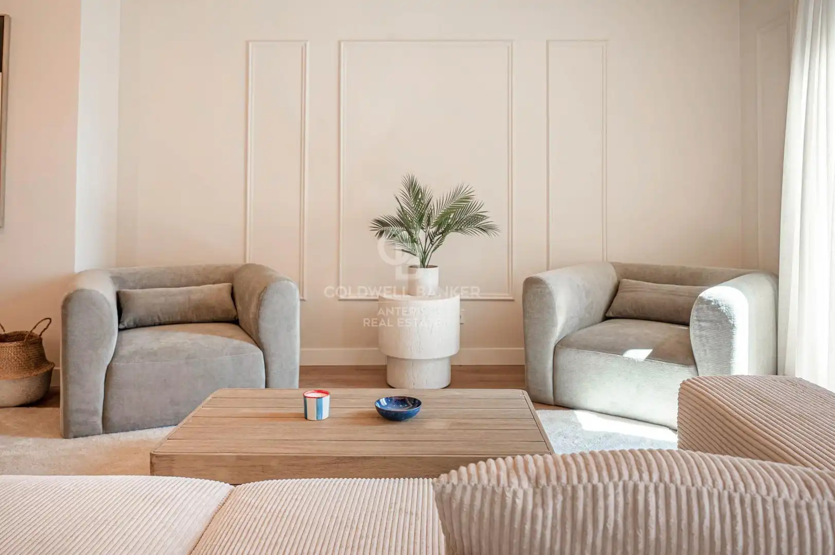 Wohnzimmer von Wohnung zum Verkauf in Barcelona mit Klimaanlage, Parkett und Terrasse