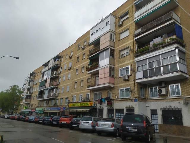 Local comercial en Venta en C/ San Carlos Borromeo en Santos