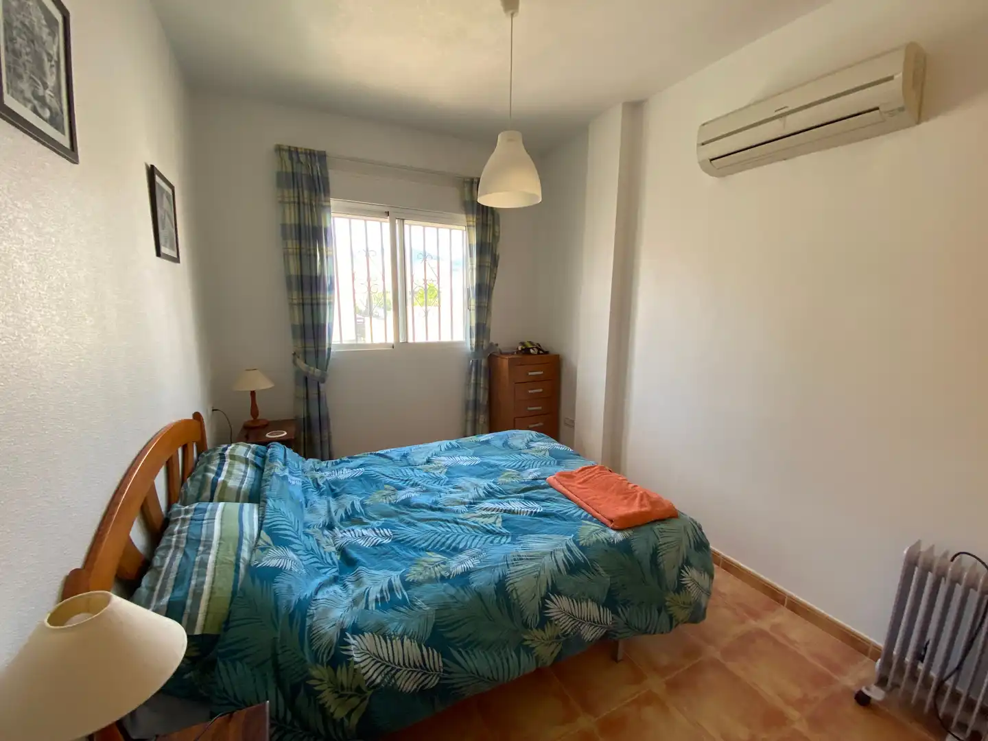 Dormitori de Casa o xalet en venda en Castalla amb Aire condicionat, Jardí privat i Terrassa