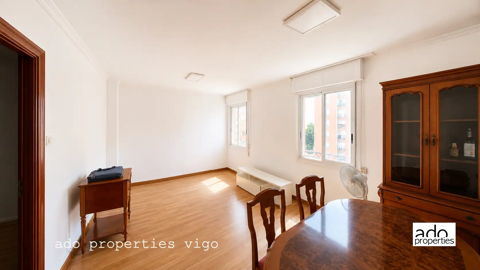 Sala de estar de Piso en venta en Vigo  con Trastero