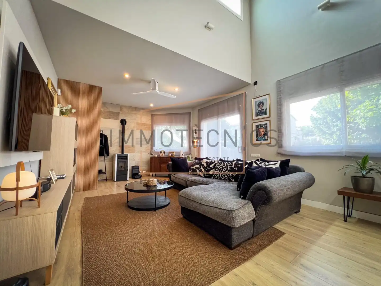 Sala de estar de Casa o chalet en venta en Lliçà d'Amunt con Aire acondicionado, Jardín privado y Terraza