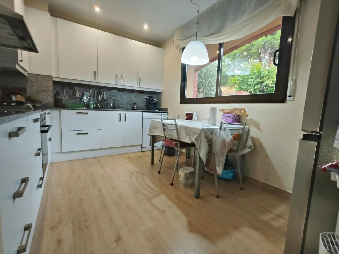 Küche von Haus oder Chalet zum Verkauf in Arenys de Mar mit Klimaanlage, Heizung und Privatgarten