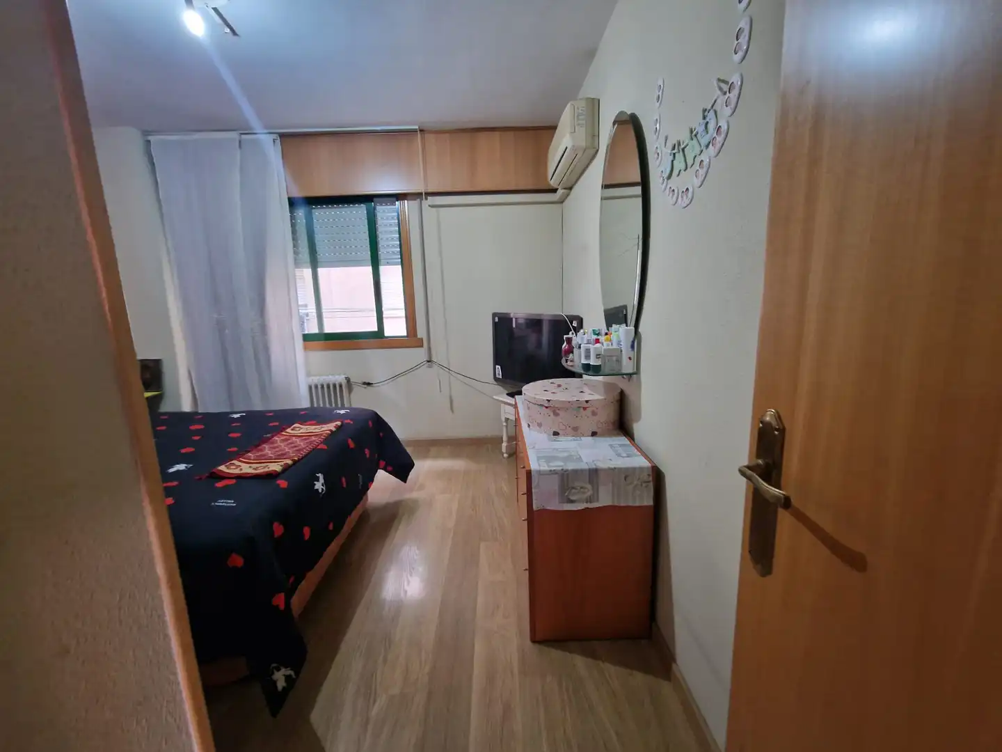 Bedroom of Flat for sale in Montcada i Reixac  with Air Conditioner, Heating and Storage room