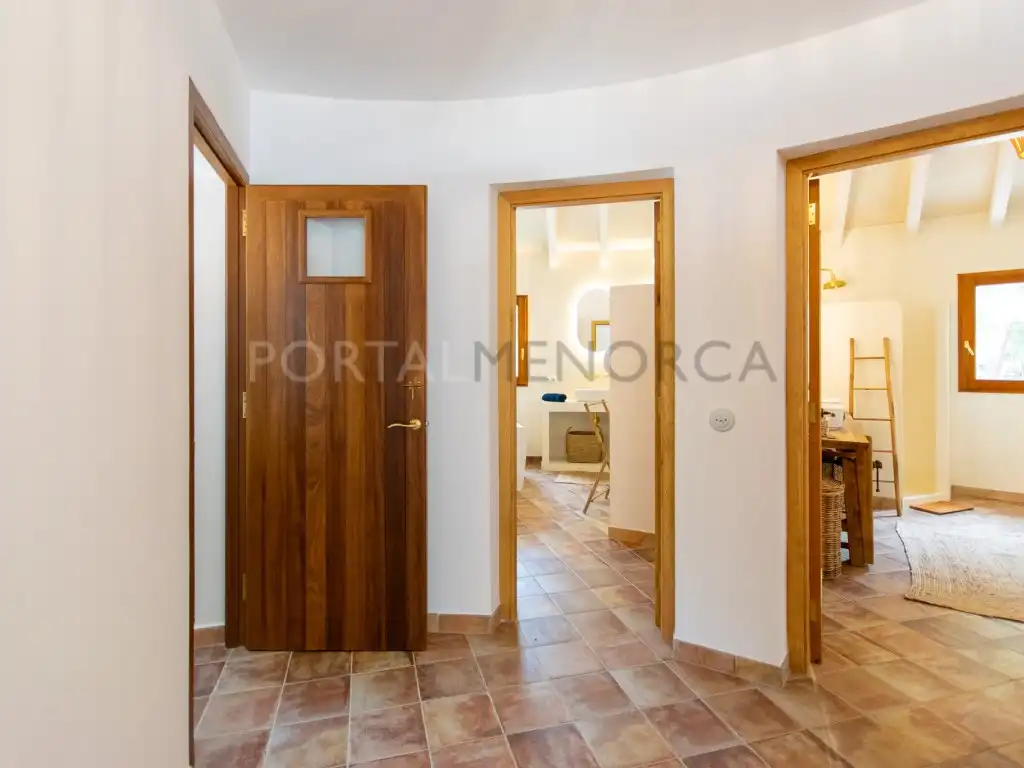 Finca rústica en venta en Ferreries con Piscina