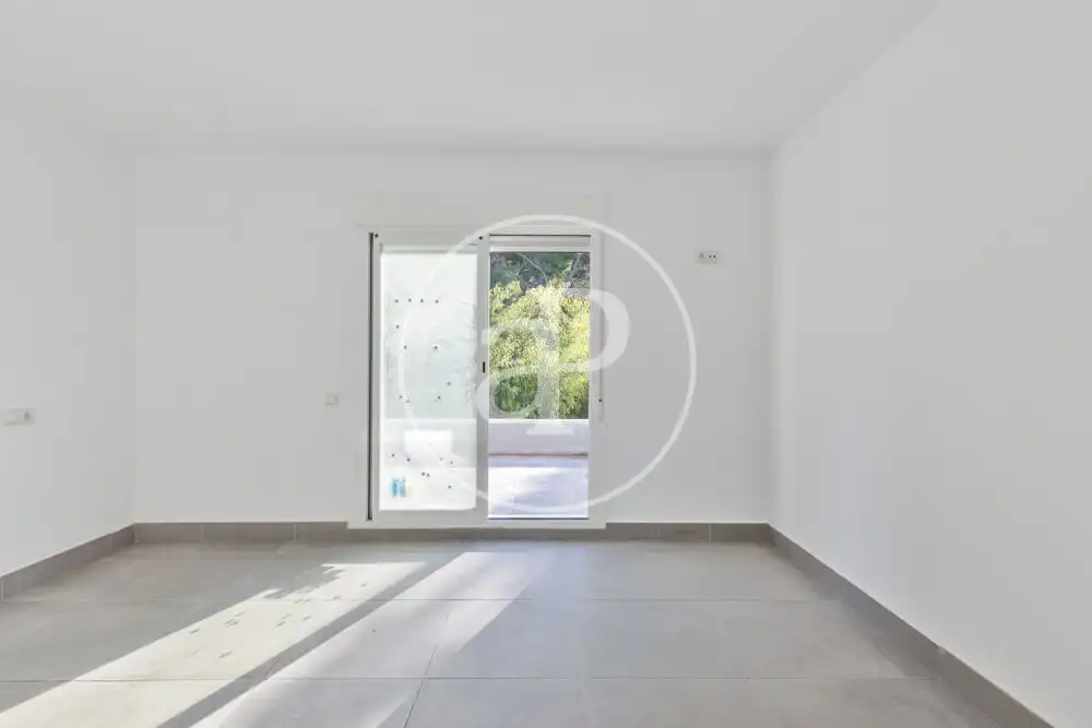 Casa aparellada amb terrassa en venda a Godelleta, imagen 14