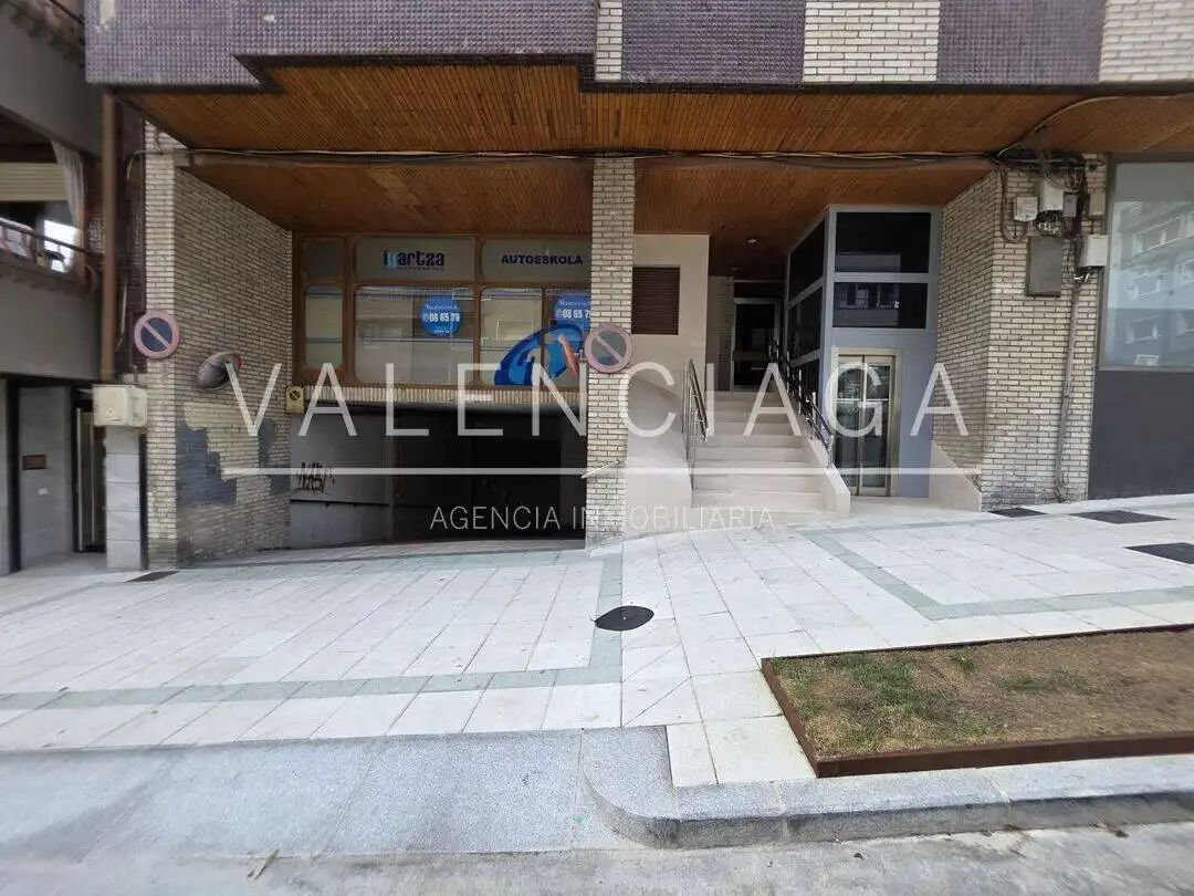 Vista exterior de Oficina de alquiler en Beasain con Aire acondicionado y Calefacción