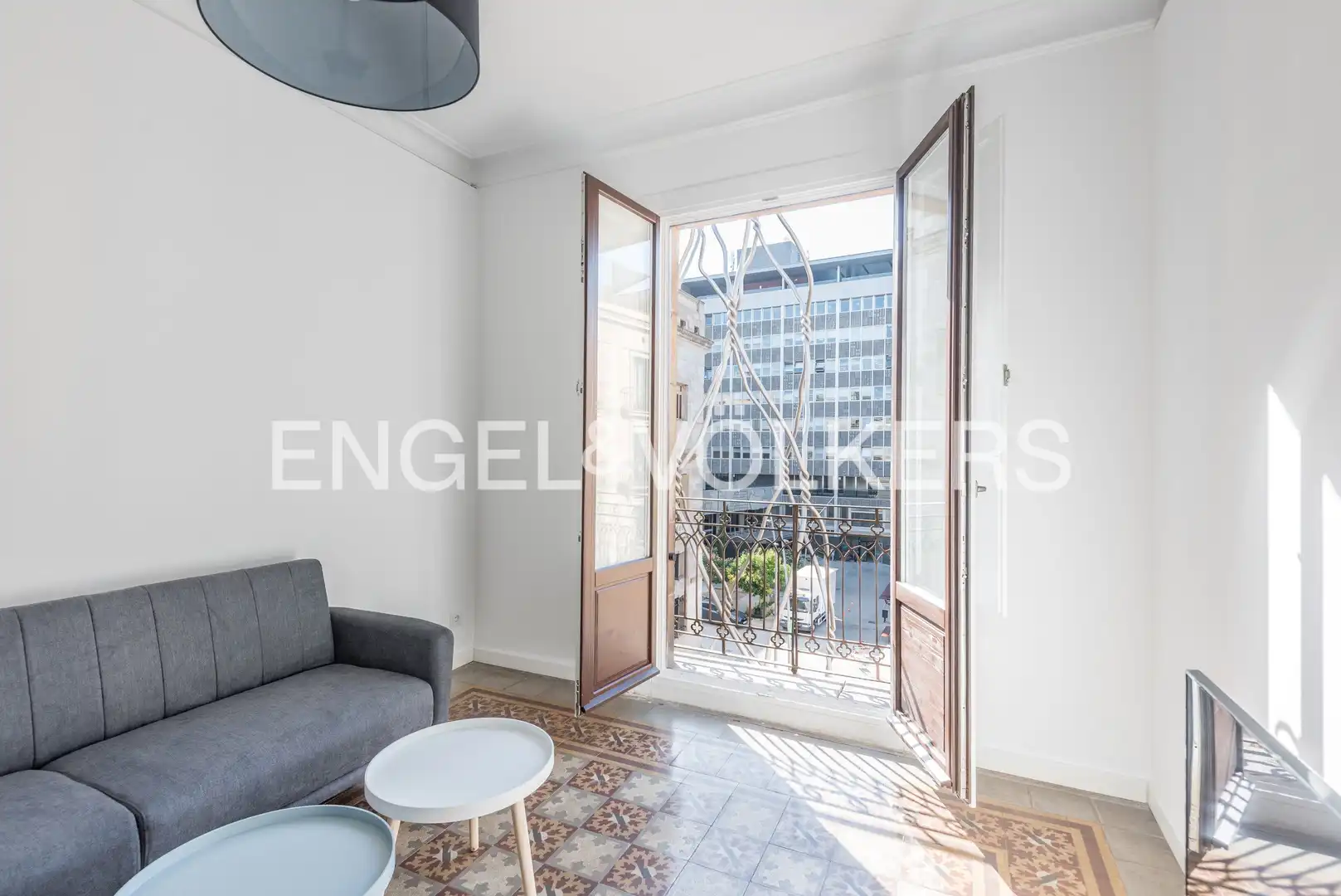 Vista exterior de Piso de alquiler en Barcelona con Aire acondicionado, Calefacción y Trastero