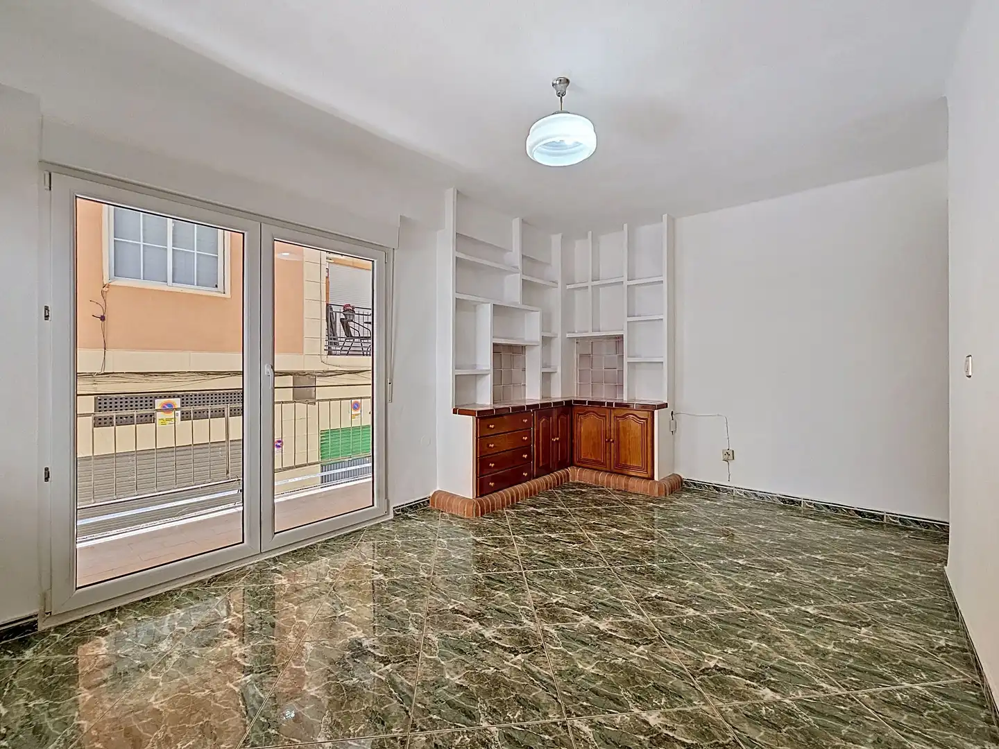 Living room of Flat for sale in Granada  with Heating