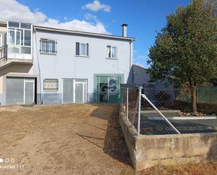 Vista exterior de Casa o xalet en venda en Otero de Bodas