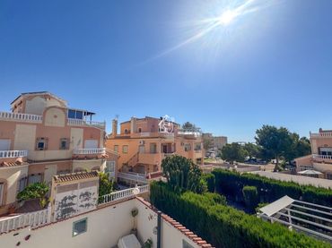 Casa con balcone in vendita a Orihuela Costa