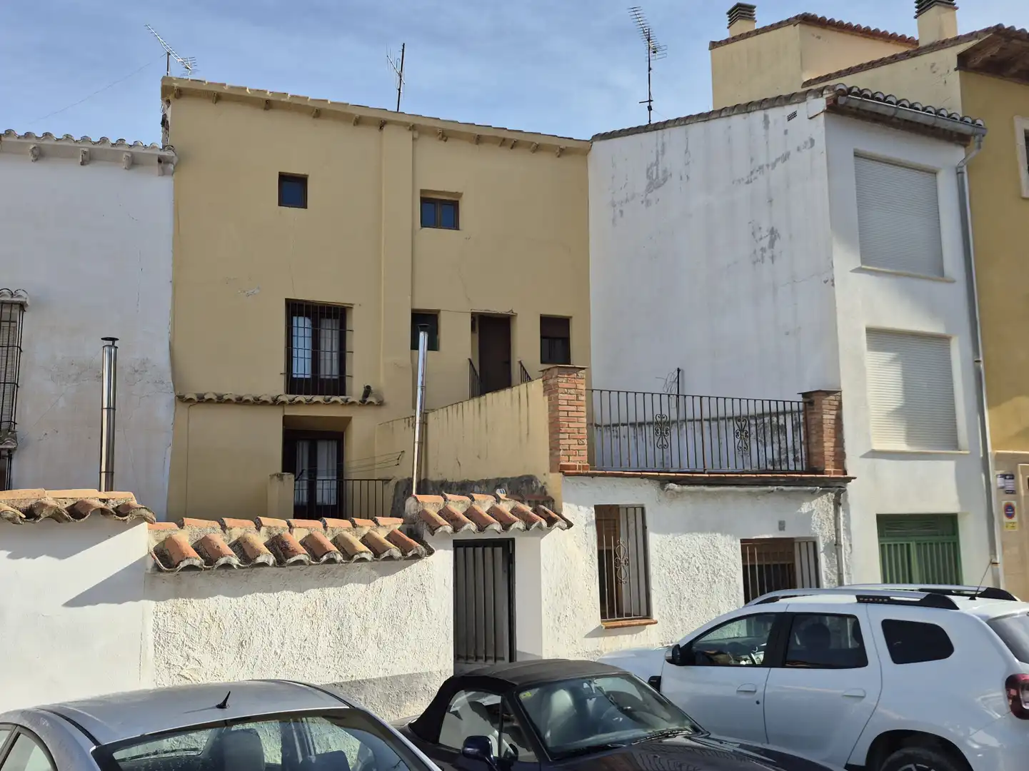 Vista exterior de Casa o chalet en venta en Sarrión con Terraza y Balcón
