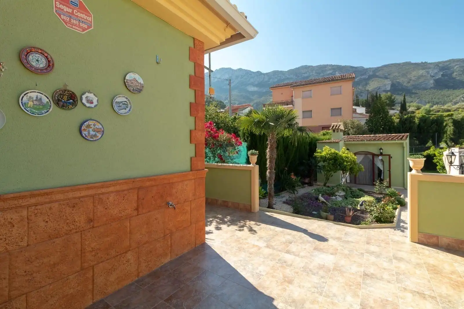 Vista exterior de Casa o chalet en venta en Beniatjar con Jardín privado, Terraza y Trastero