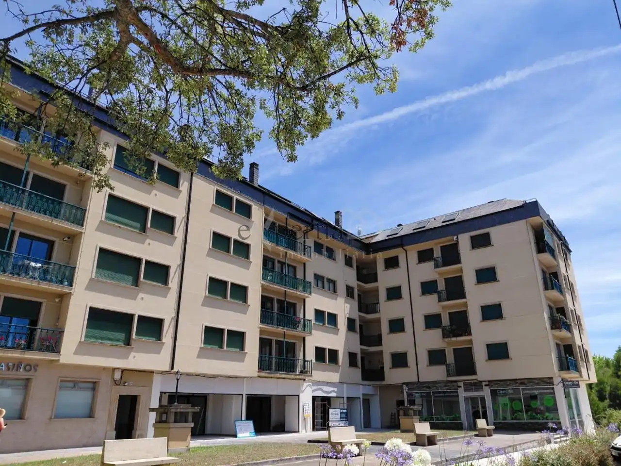 Vista exterior de Apartamento de alquiler en Boiro con Calefacción, Terraza y Amueblado