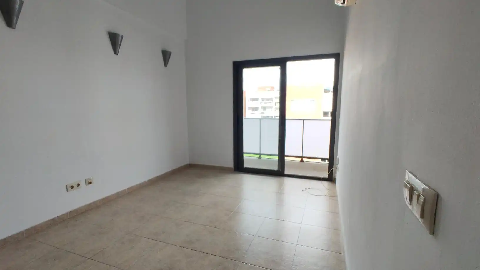 Duplex con terrazza in vendita a Carrer Cienfuegos, imagen 2