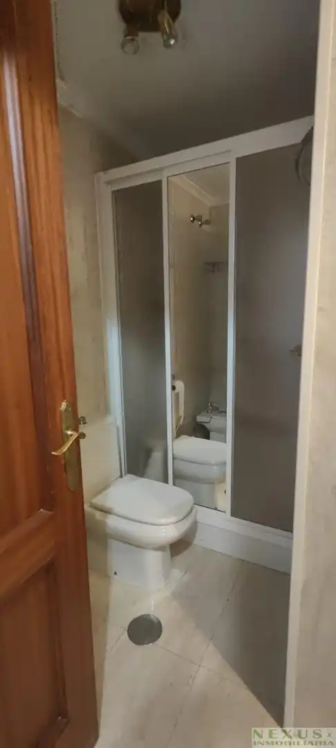 Bathroom of Flat for sale in Cáceres  with Air Conditioner, Heating and Terrace