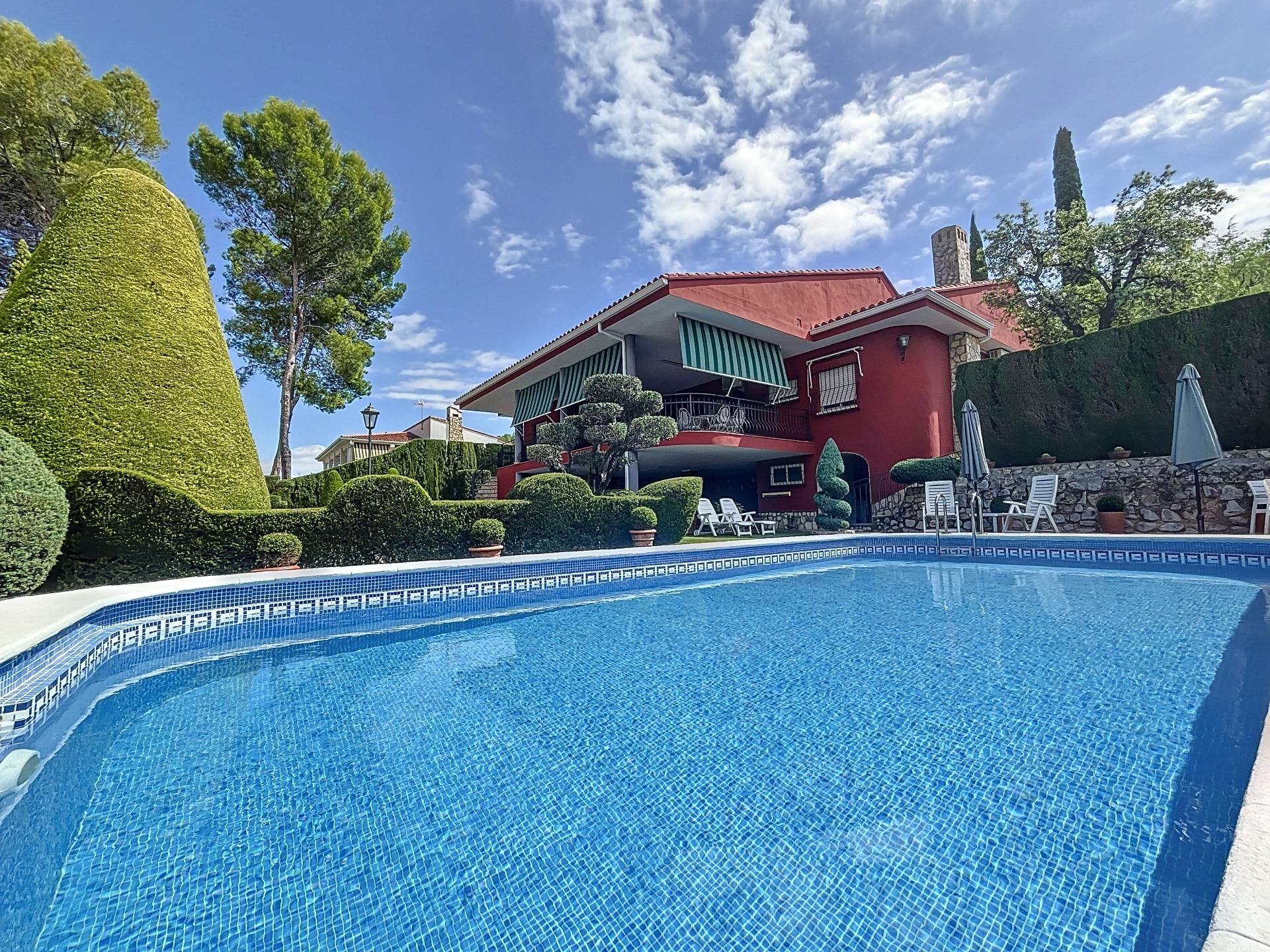 Swimming pool of House or chalet for sale in Genovés  with Air Conditioner, Heating and Private garden