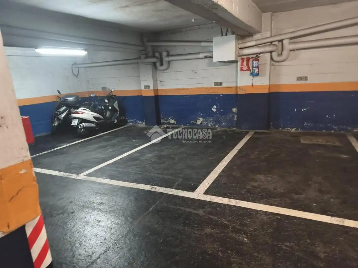 Aparcament de Garatge en venda en Bilbao 