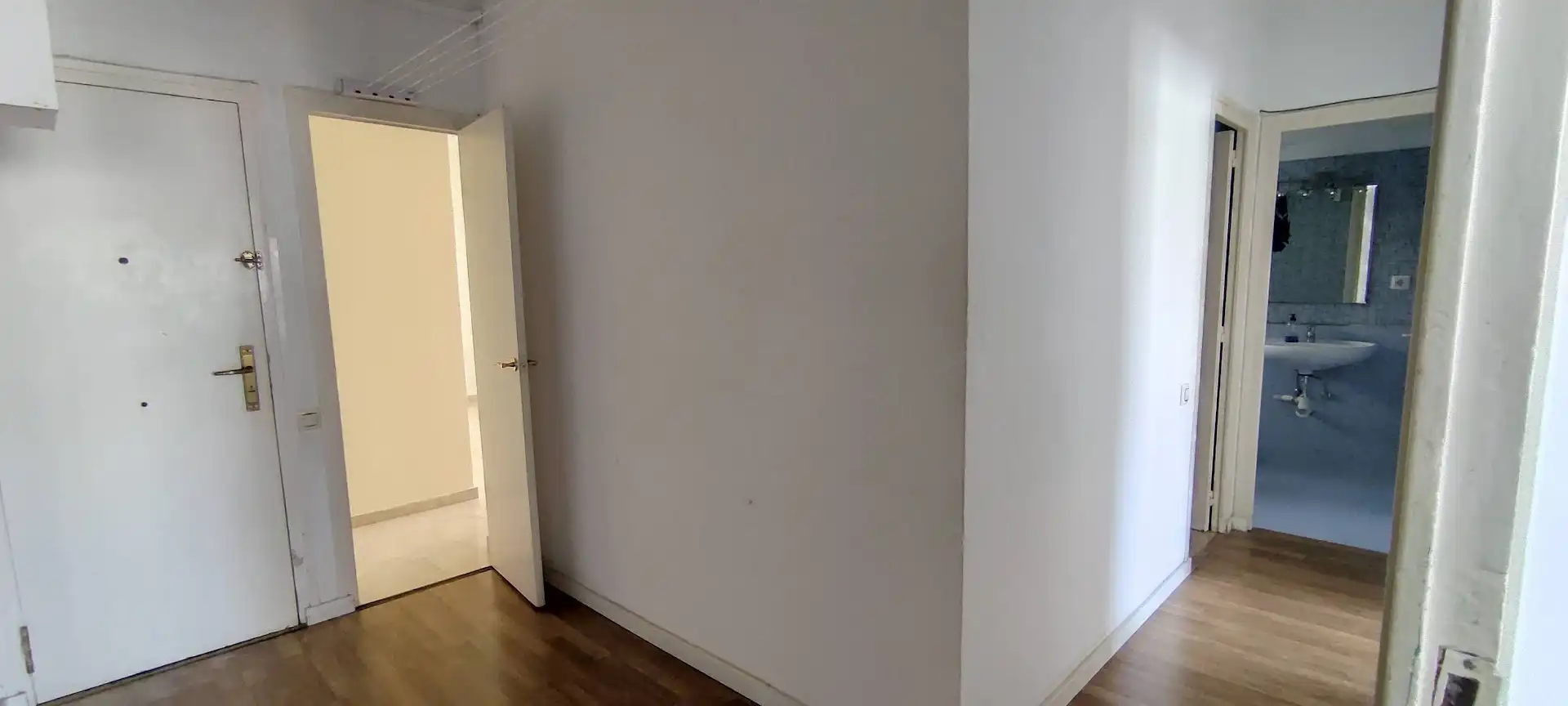 Dormitori de Pis en venda en Ciutat Vella