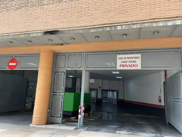 Aparcament en venda a Calle del Postigo de los Abades, imagen 5