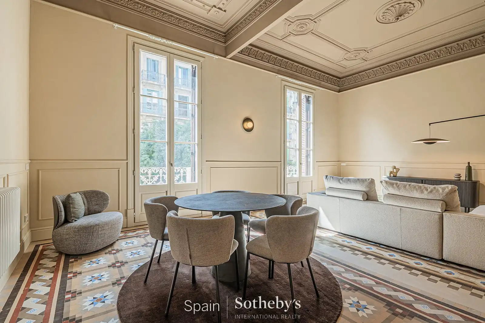 Apartamento con ascensor en venta en Carrer de Girona