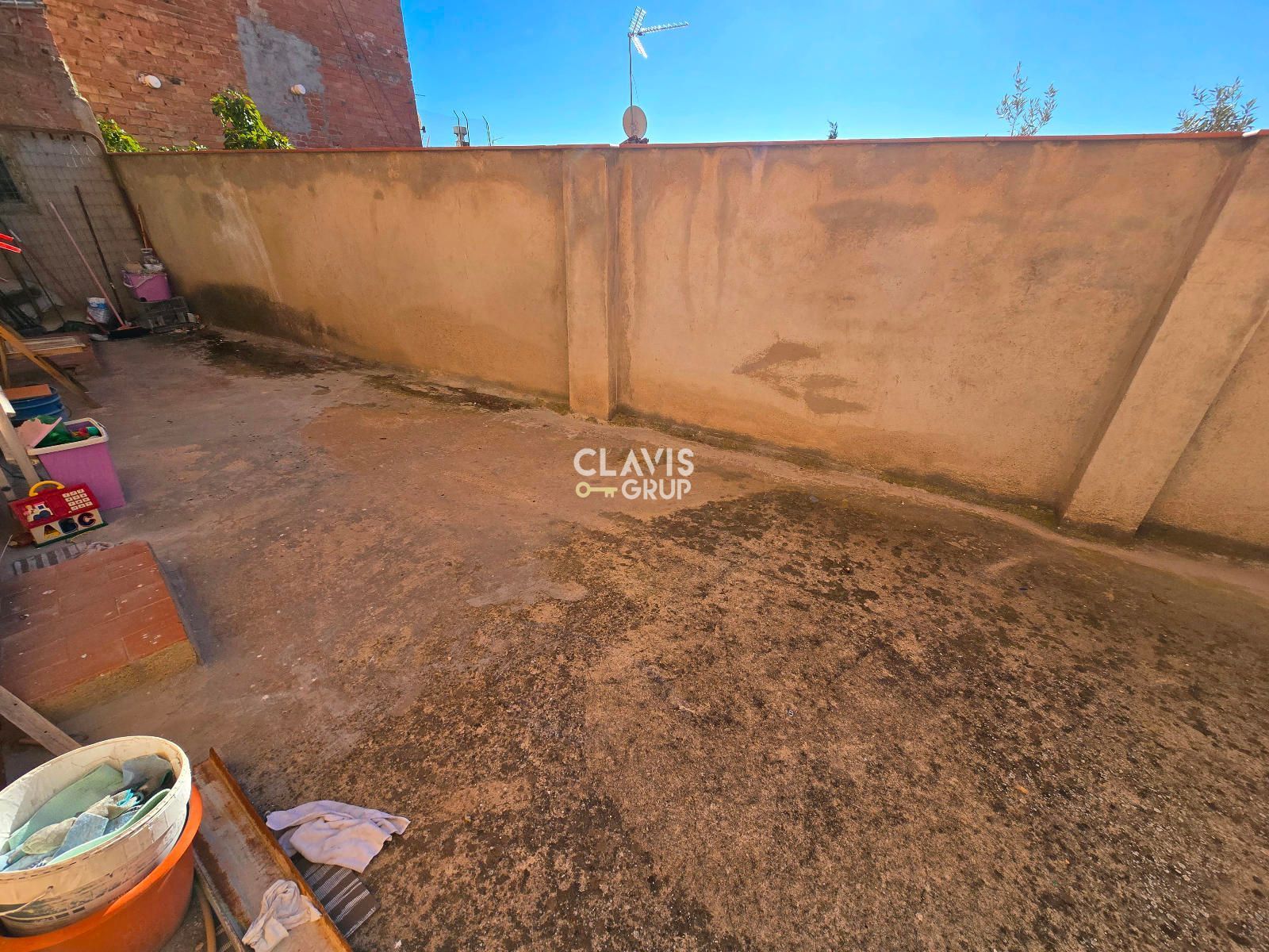 Flat for sale in  Barcelona Capital  with Terrace, Oven and Balcony