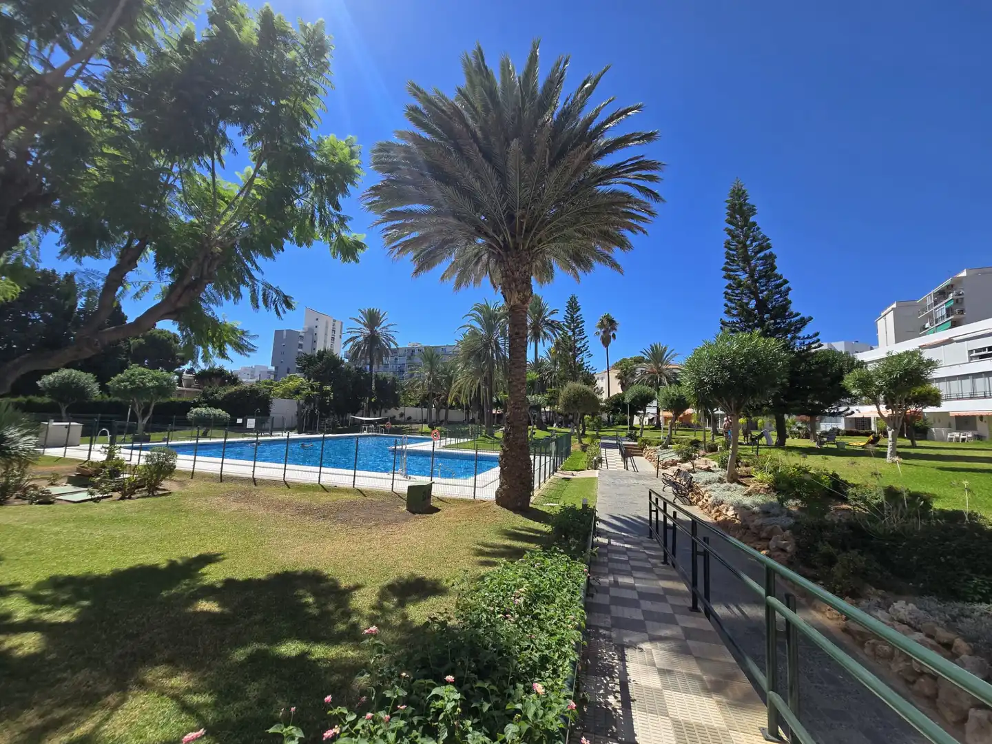 Piscina de Apartamento de alquiler en Solymar
