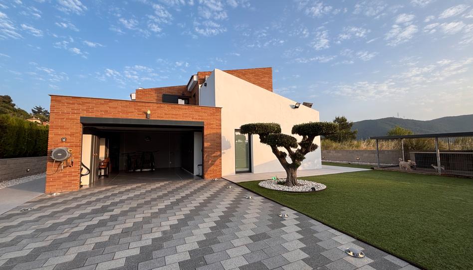 Photo 1 of House or chalet for sale in Carrer la Pau, Sant Fost de Campsentelles, Barcelona