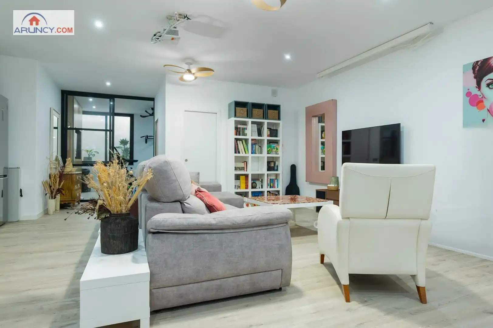 Sala de estar de Casa adosada en venta en Dos Hermanas con Aire acondicionado, Jardín privado y Terraza