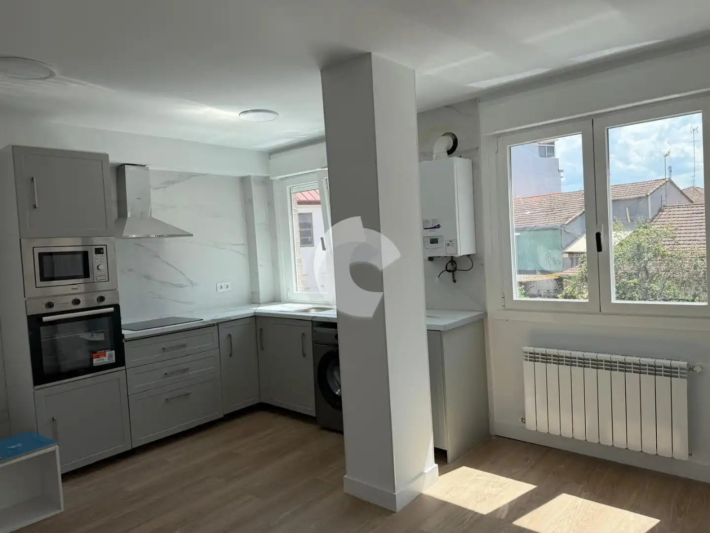 Kitchen of Flat for sale in Ourense Capital   with Heating and Balcony