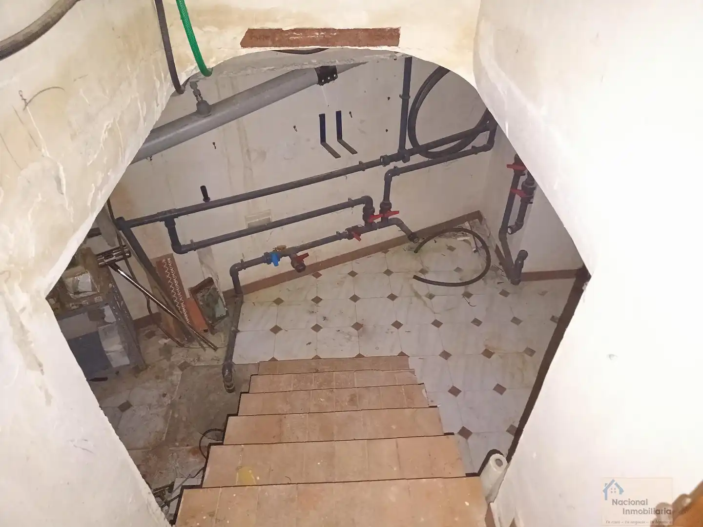Houses for sale in Pesquera de Duero  with Terrace, Storage room and Swimming Pool