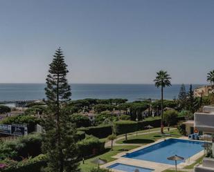 Jardí de Àtic en venda en Marbella amb Aire condicionat, Terrassa i Piscina