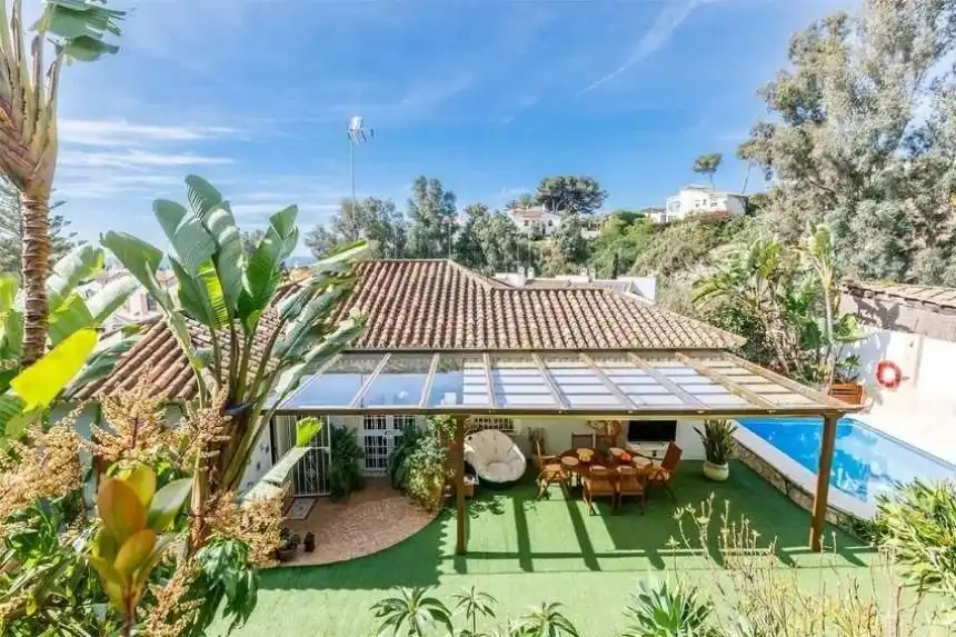Terraza de Casa o chalet de alquiler en Vélez-Málaga con Aire acondicionado, Calefacción y Jardín privado