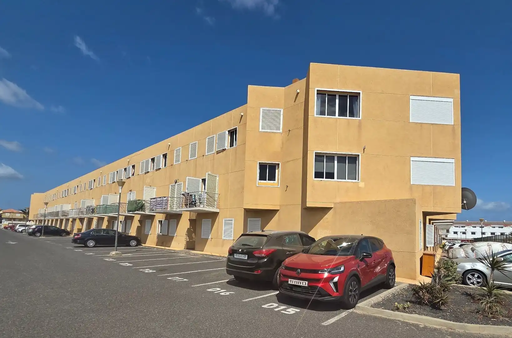 Vista exterior de Dúplex en venda en Caleta de Fuste