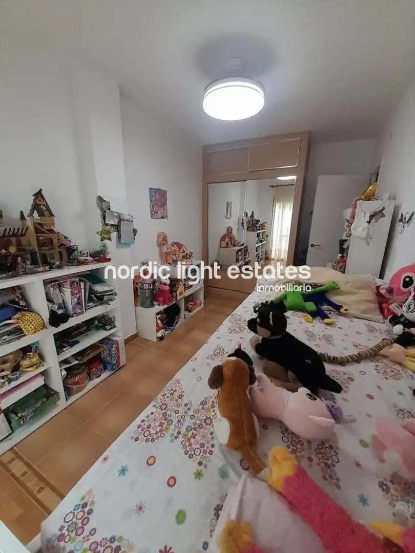 Dormitori de Casa o xalet en venda en Vélez-Málaga amb Terrassa i Piscina