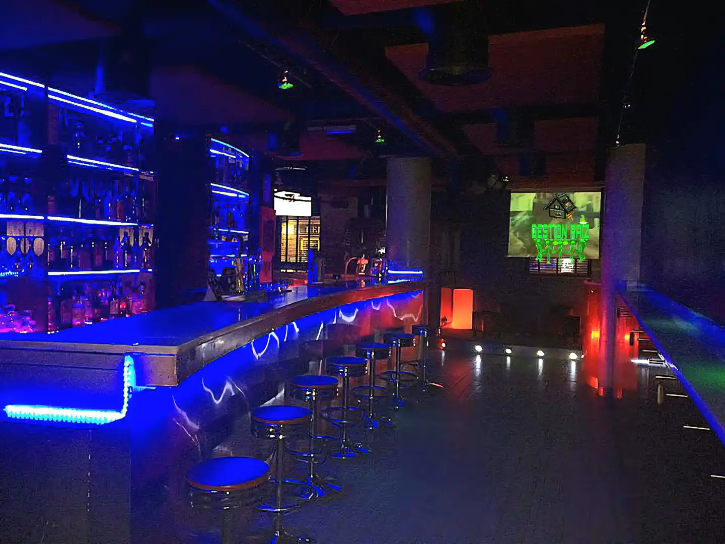 Local comercial en venda a Latina, imagen 2