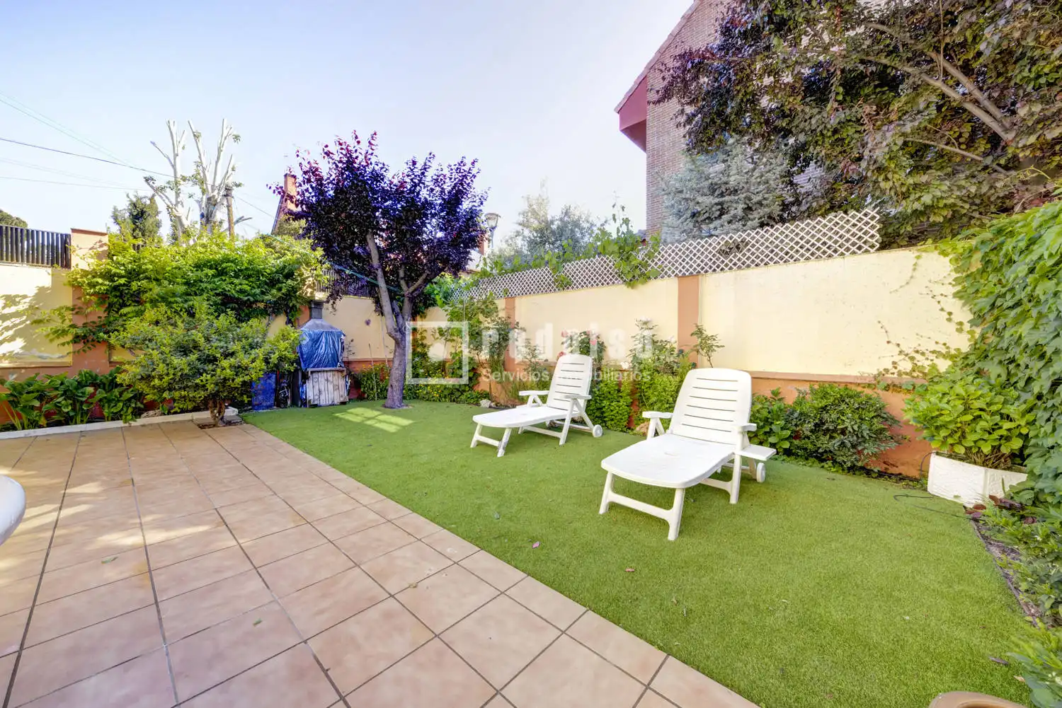 Garden of Houses for sale in Pozuelo de Alarcón  with Air Conditioner, Heating and Parquet flooring