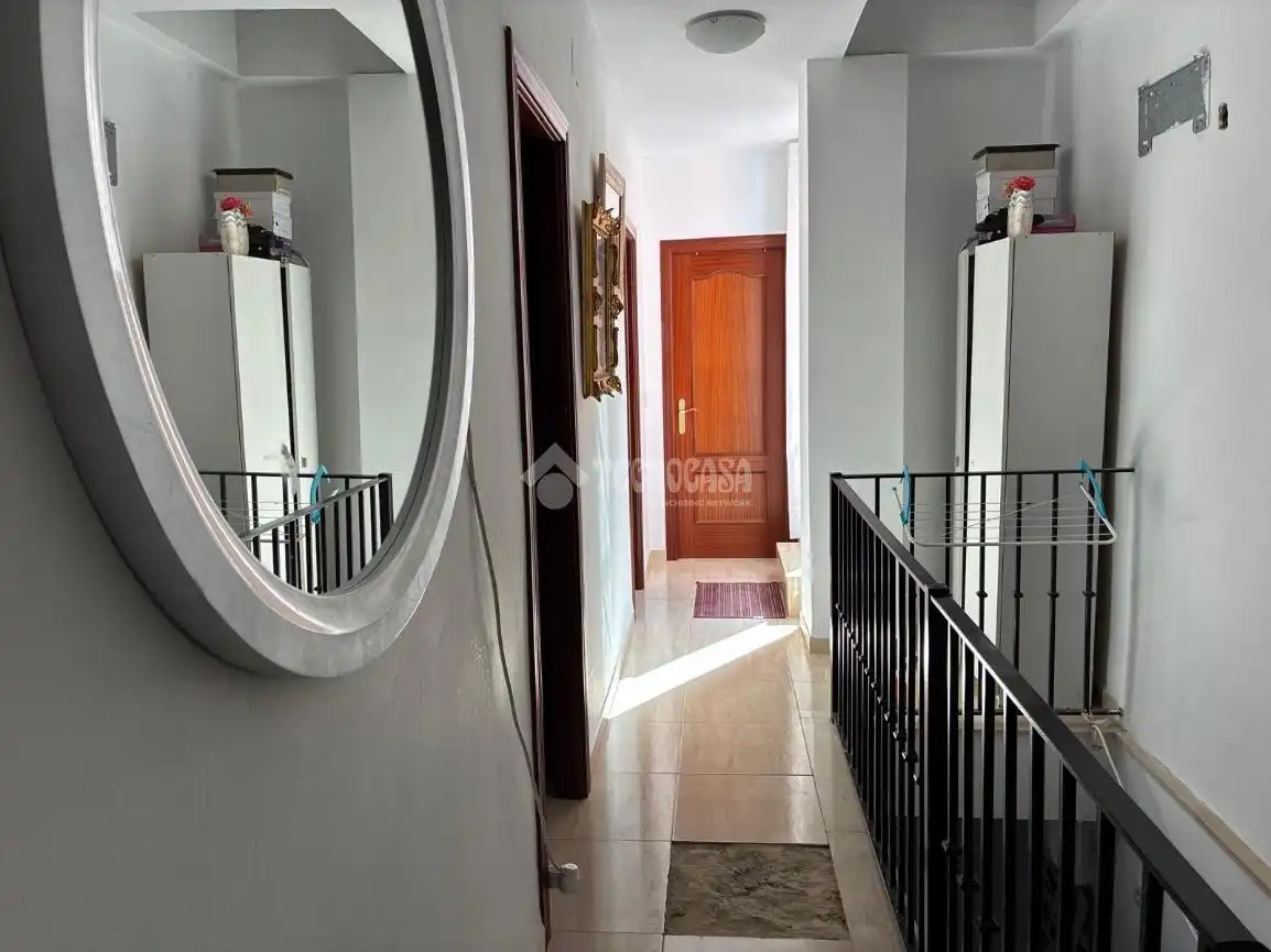 Casa aparellada en venda a Sur, imagen 6