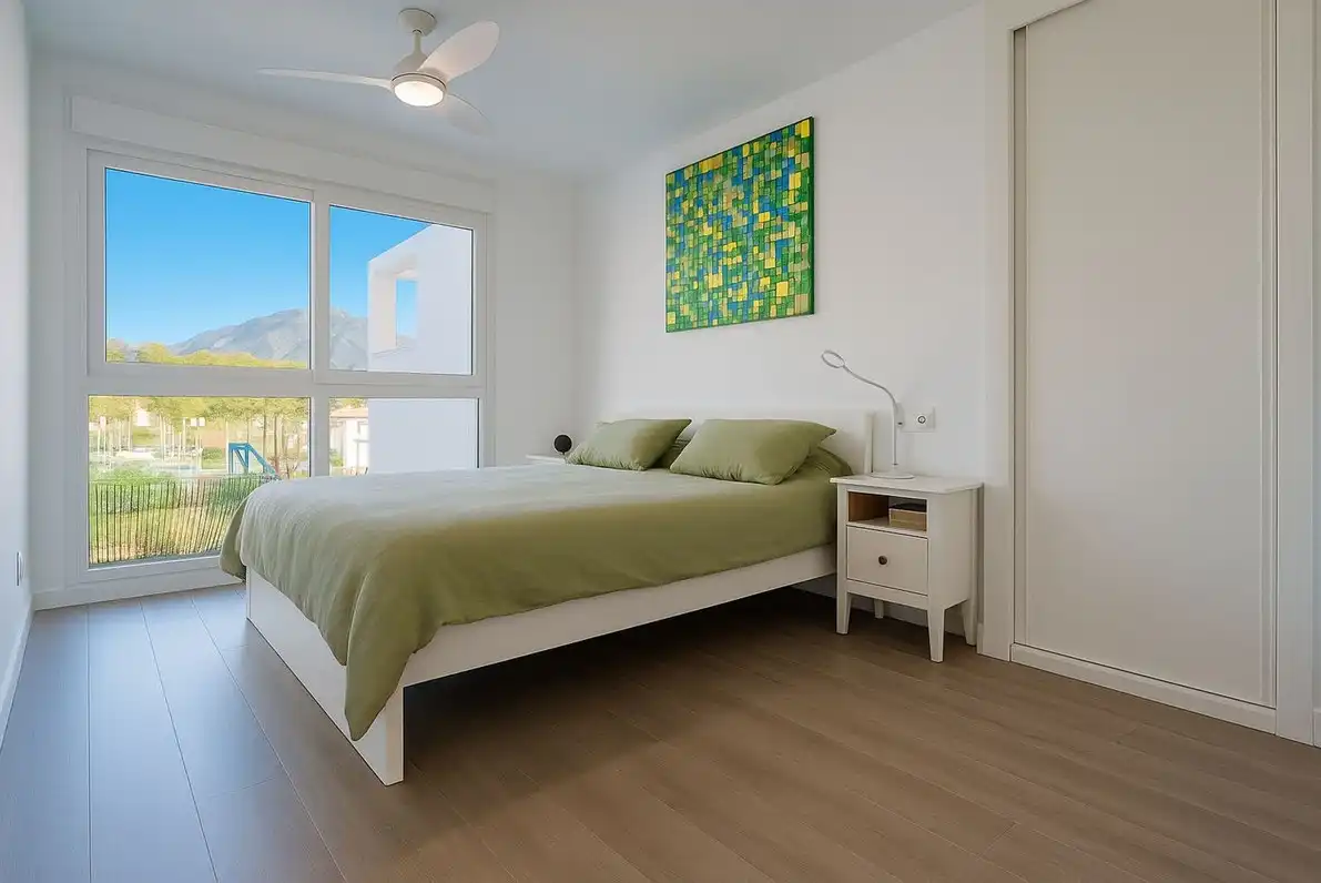 Habitación de Planta baja en venta en Benahavís con Aire acondicionado, Calefacción y Jardín privado