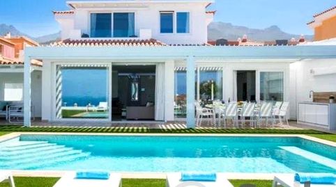 Foto 3 de Casa o chalet en venta en Kurt Konrad Mayer, Playa Fañabé Alto, Adeje