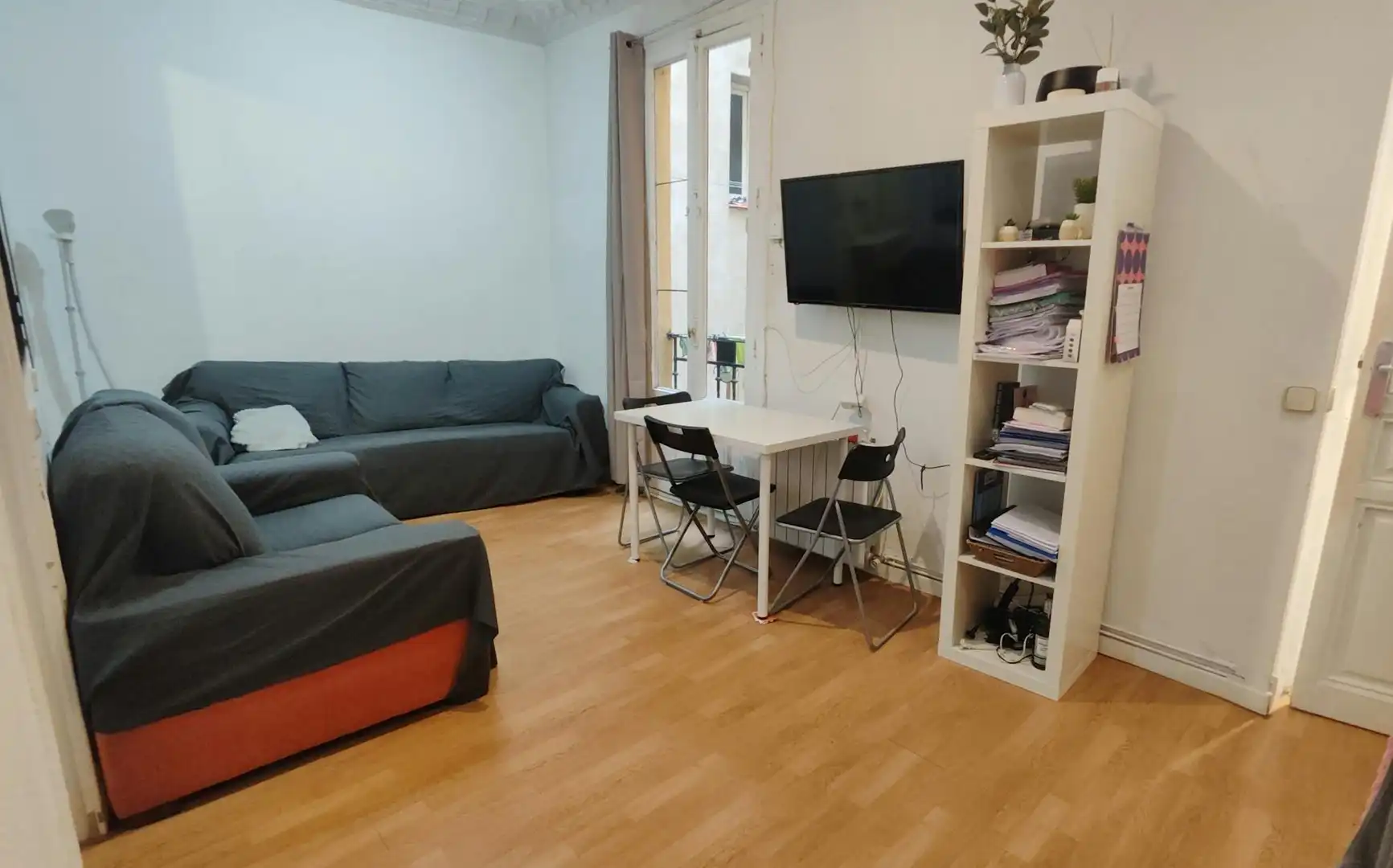 Living room of Flat for rent in  Madrid Capital  with Heating, Furnished and Washing machine